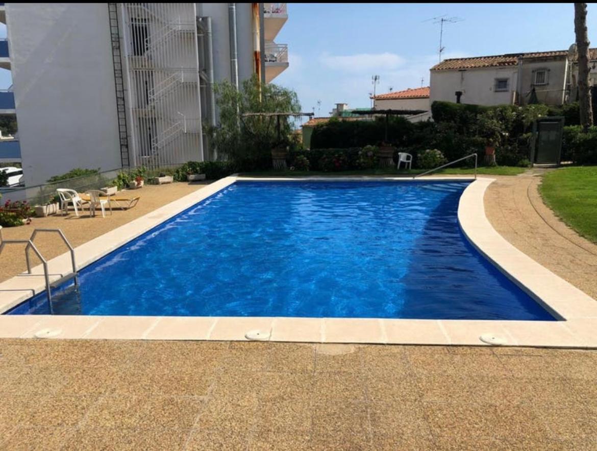 Nice Apartamen Лорет де Мар Екстериор снимка